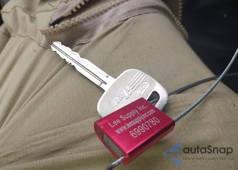 2003 Toyota Corolla Le z USA, uszkodzony, nr VIN JTDBR32EX30047579